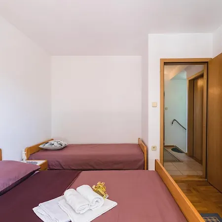 Kuca Za Odmor Valentina Case de vacanță Selce