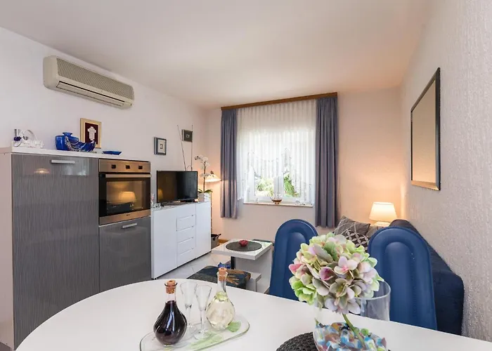 Kuca Za Odmor Valentina Semesterbostad *