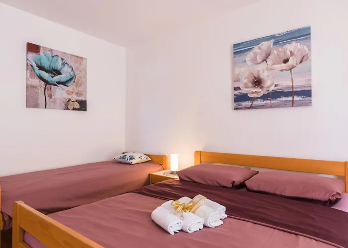 Kuca Za Odmor Valentina Semesterbostad *