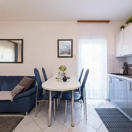 Holiday home Puz Selce